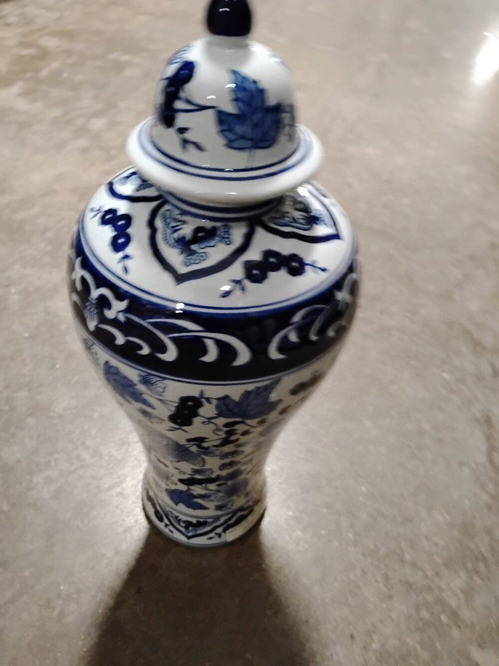 New Blue And White Ceramic Vase Jar With Lid